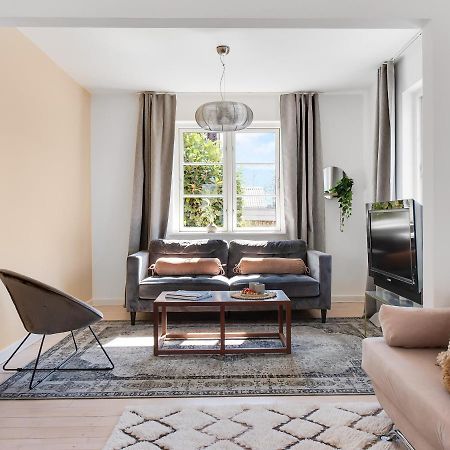 Sanders Charm - Endearing Two-Bedroom Apartment With Shared Garden โคเปนเฮเกน ภายนอก รูปภาพ