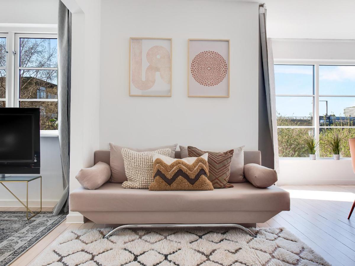 Sanders Charm - Endearing Two-Bedroom Apartment With Shared Garden โคเปนเฮเกน ภายนอก รูปภาพ