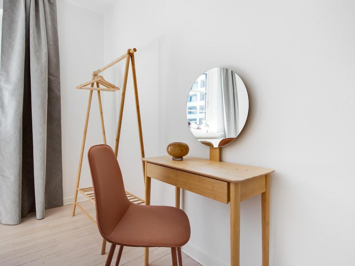 Sanders Charm - Endearing Two-Bedroom Apartment With Shared Garden โคเปนเฮเกน ภายนอก รูปภาพ